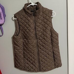 Banana Republic Quilted Brown Vest - size Medium